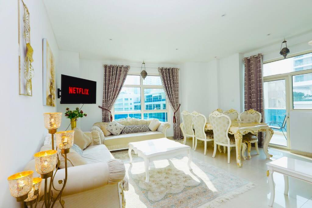 3 Bedroom Luxury Near Jbr Beach