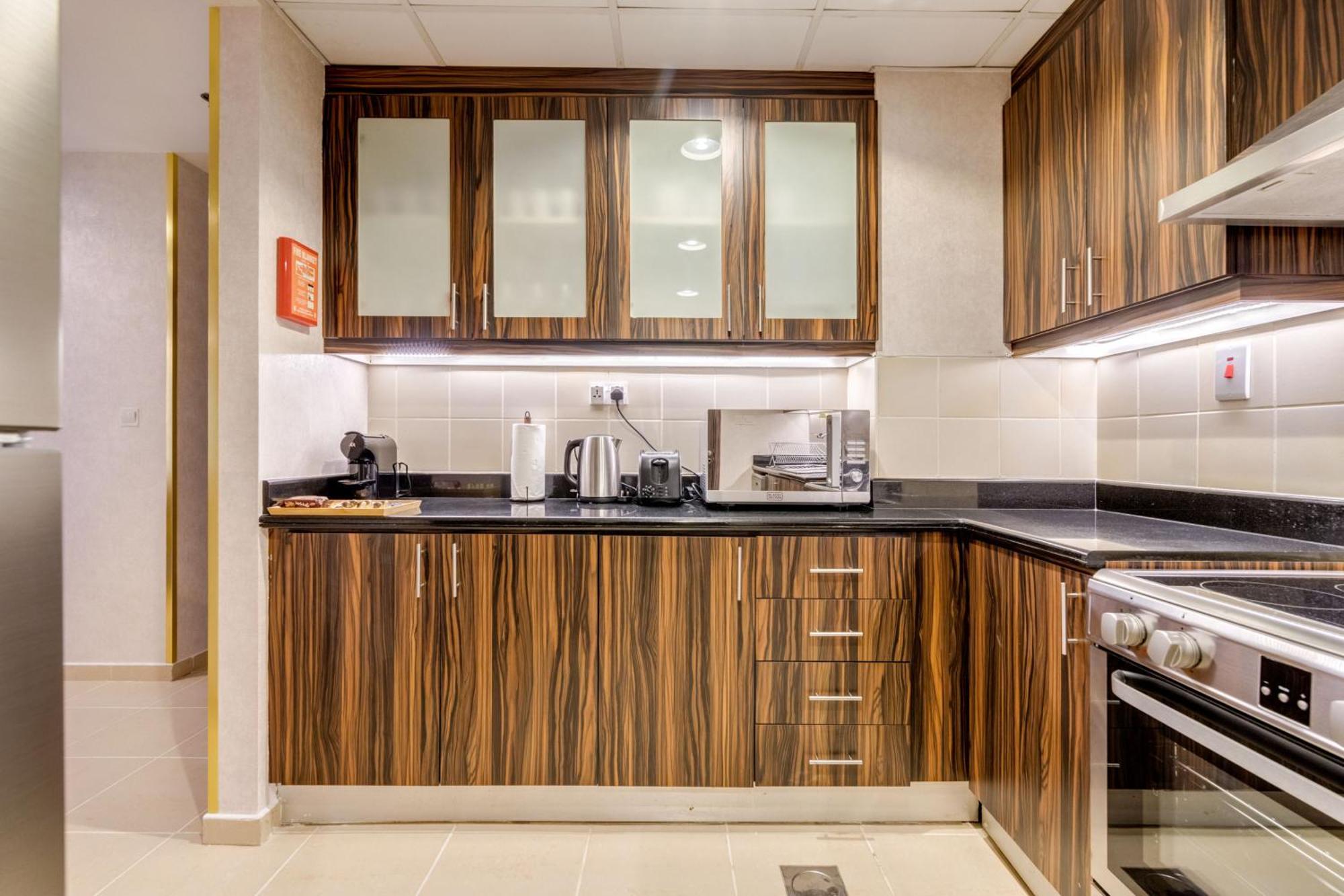 Globalstay. Modern Steps To Jbr Appartement