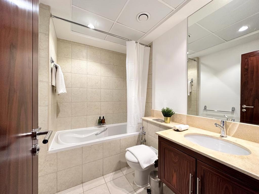 Durrani Homes - Opulent 4br Besides Burj Khalifa & Fountain Dubái