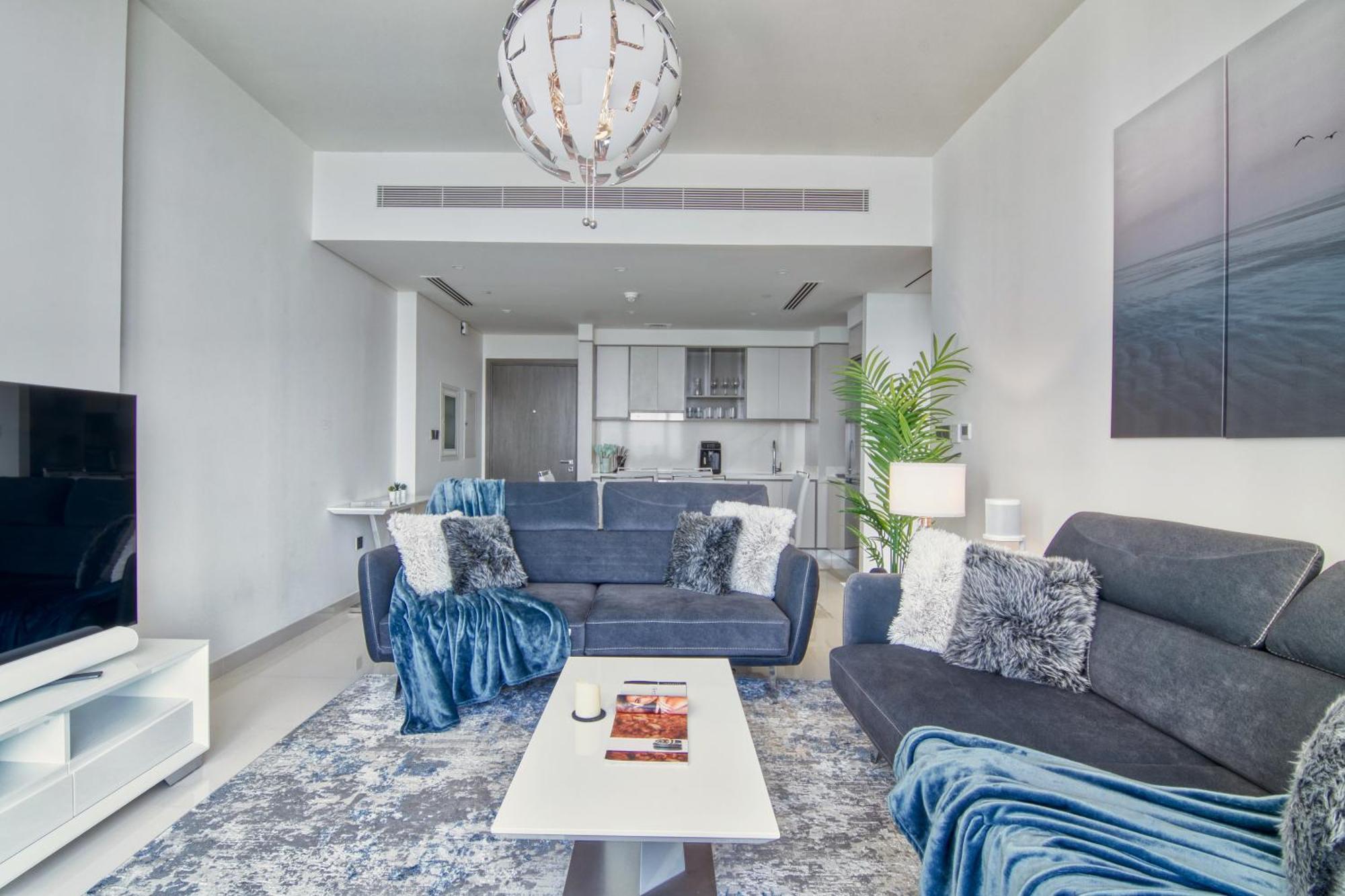 Sunrise Bay Tower 1 - Beachfront Unit With Access *