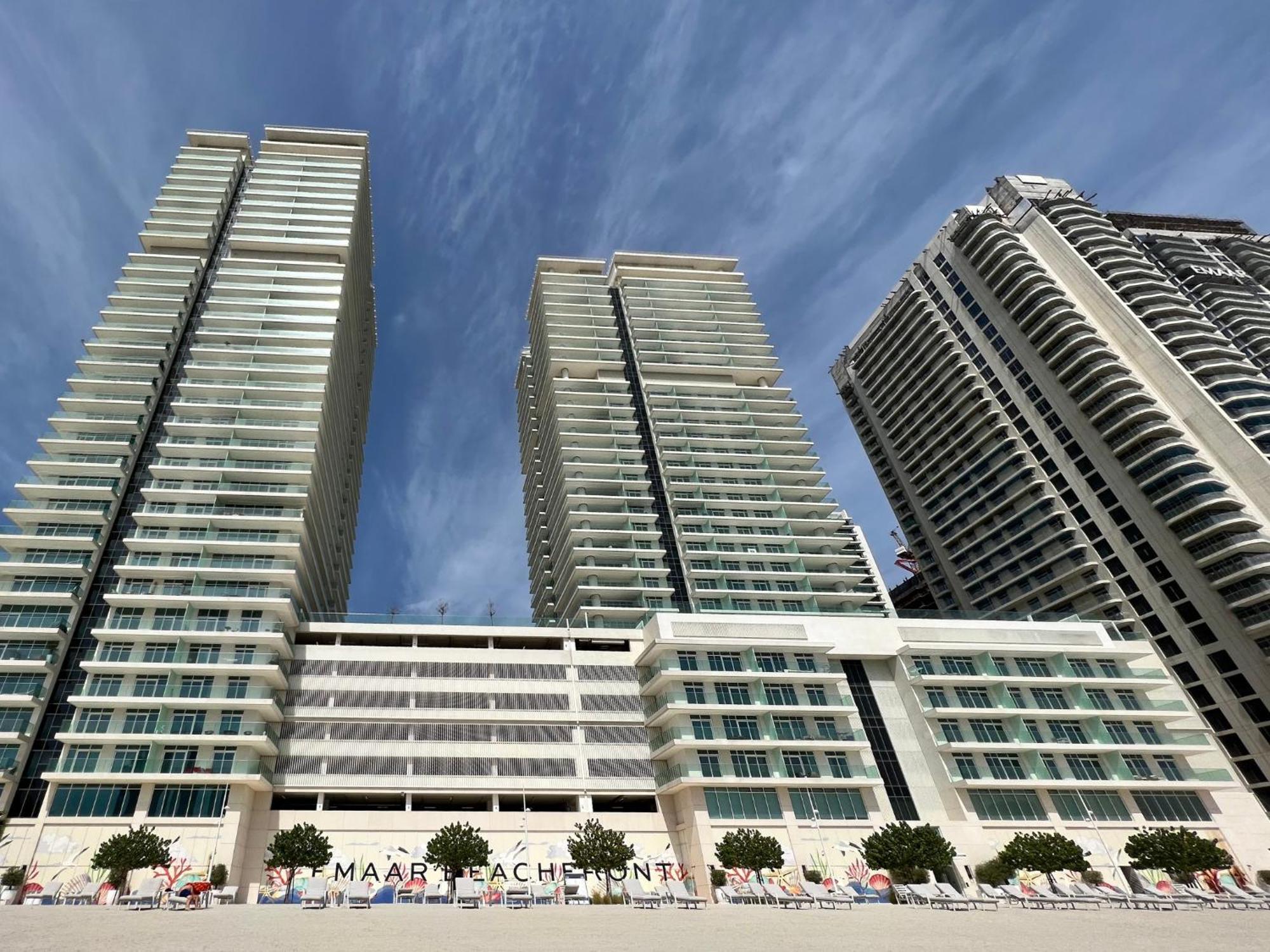 Sunrise Bay Tower 1 - Beachfront Unit With Access *