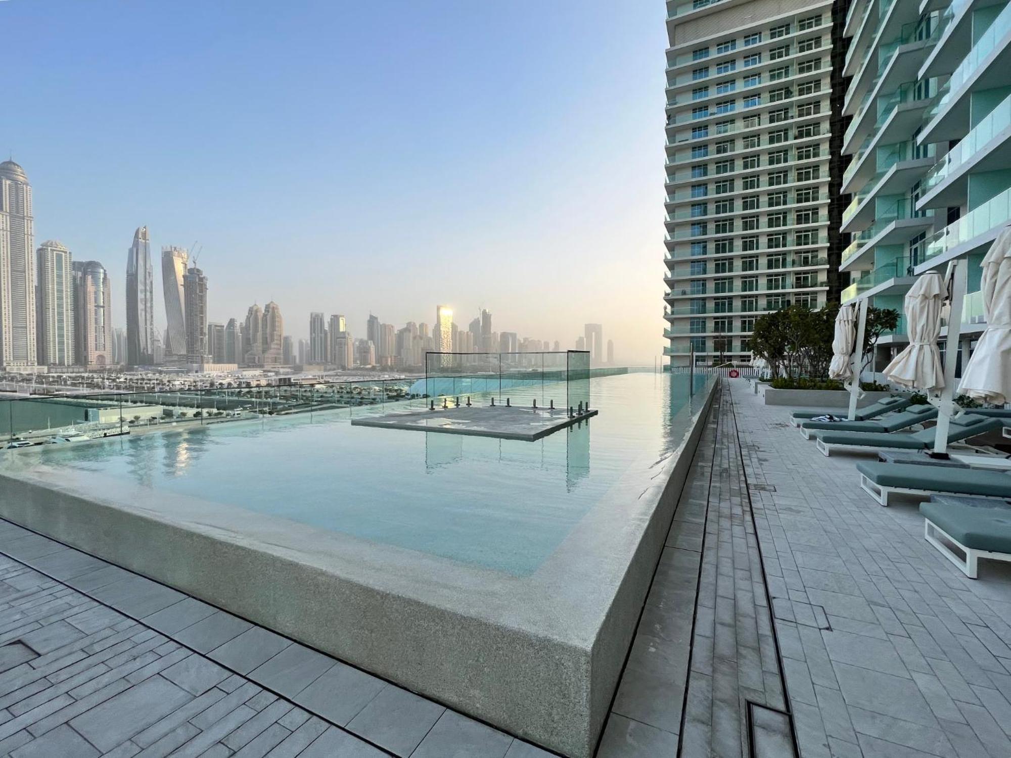 Sunrise Bay Tower 1 - Beachfront Unit With Access