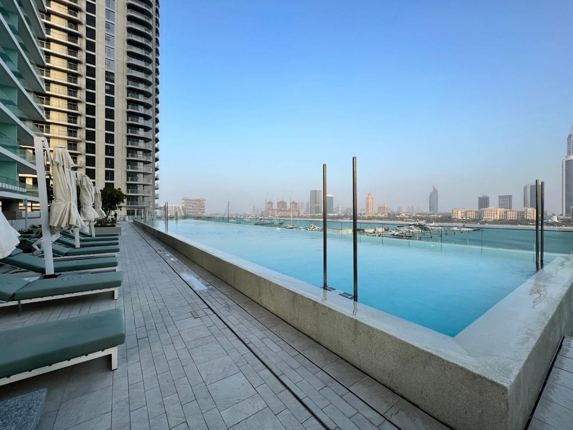 Sunrise Bay Tower 1 - Beachfront Unit With Access Appartement Dubaï
