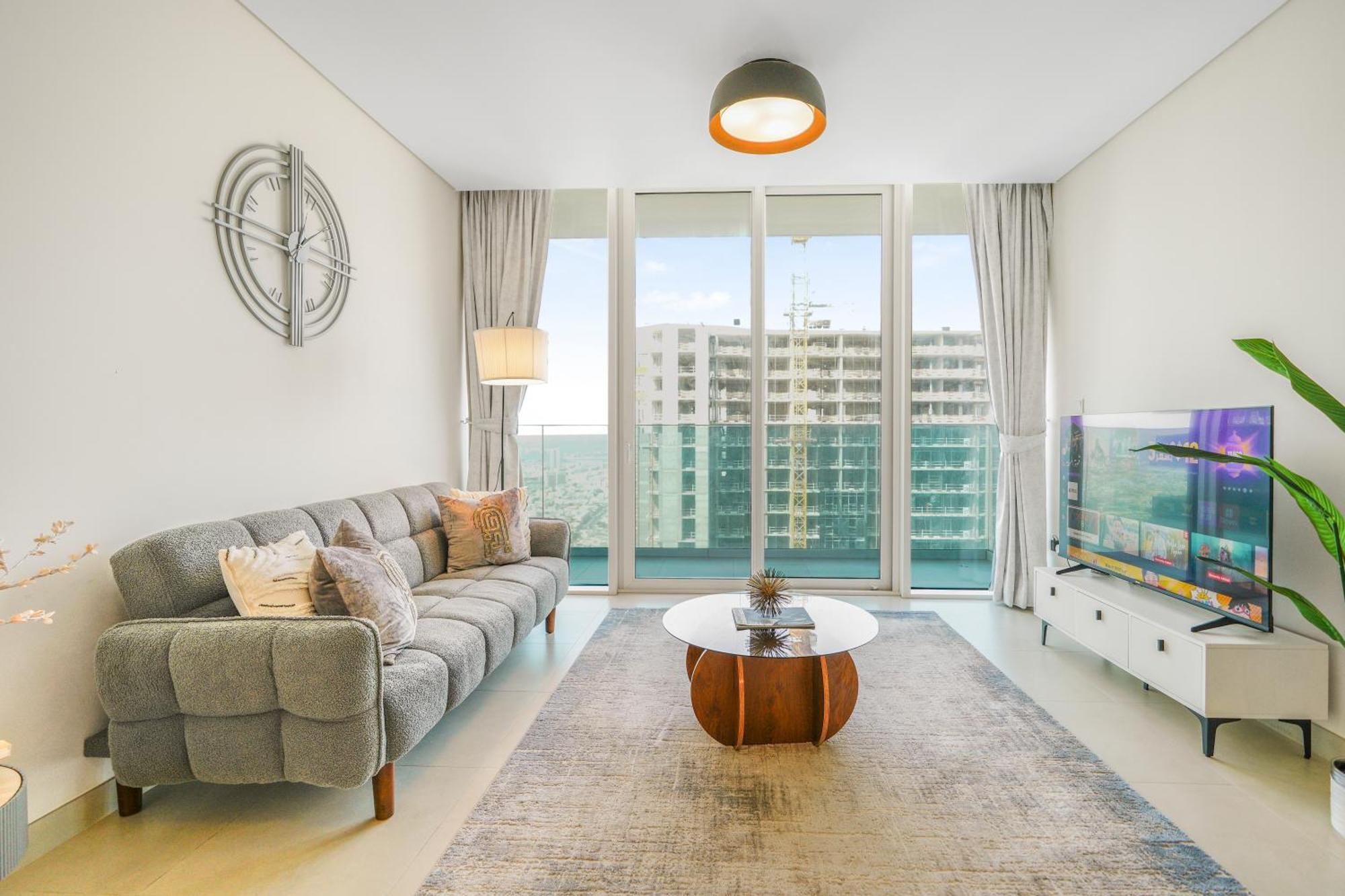Sea View Located On The 39th Floor With Rooftop Pool Close To World Trade Centre