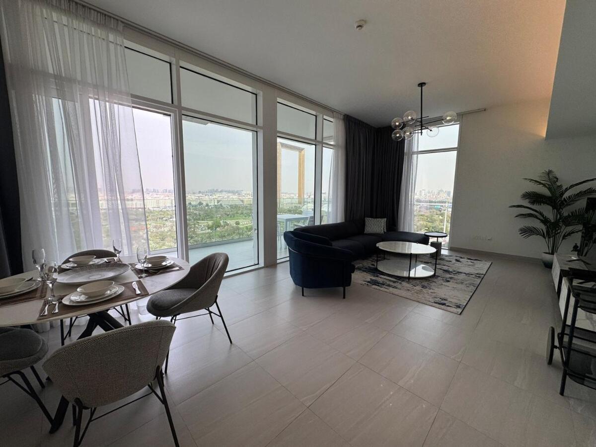 Ashri Luxe Spacious Near Metro, Frame Apartamento