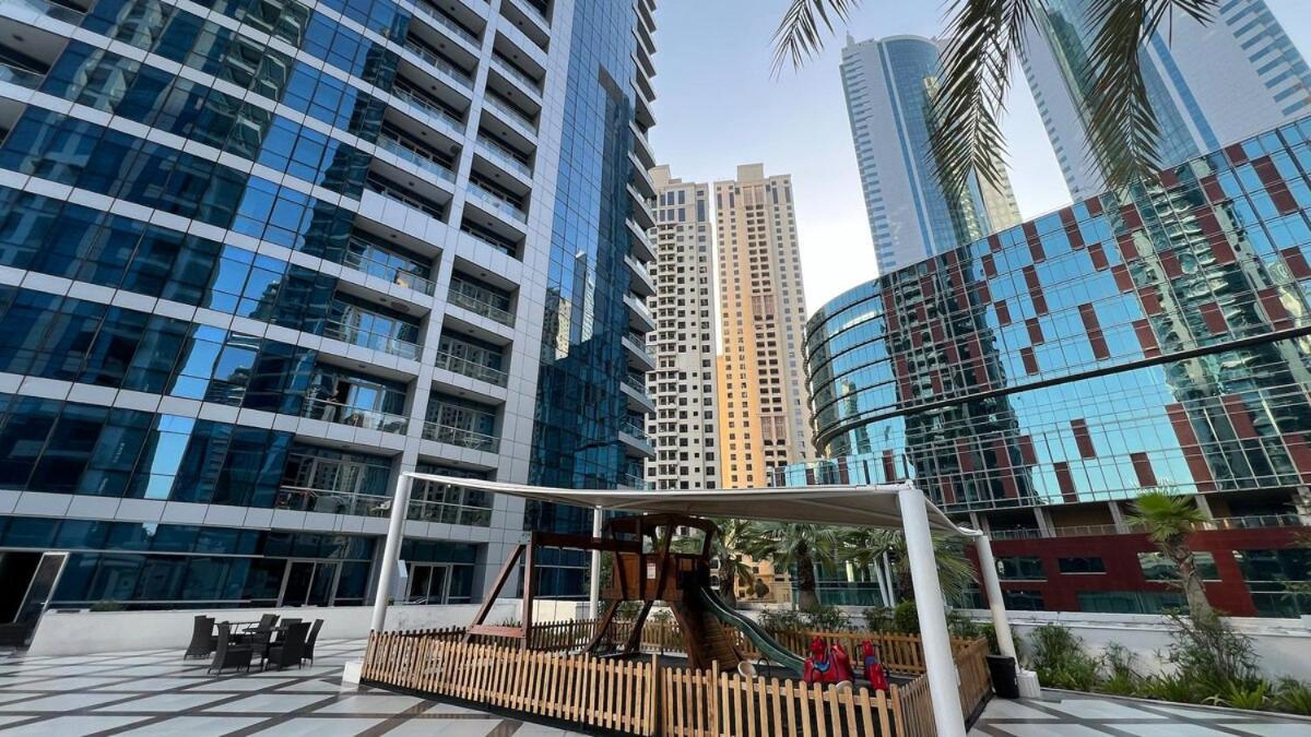 Waterfront Marina Views Sleeps 4 Near & Mall Dubaï