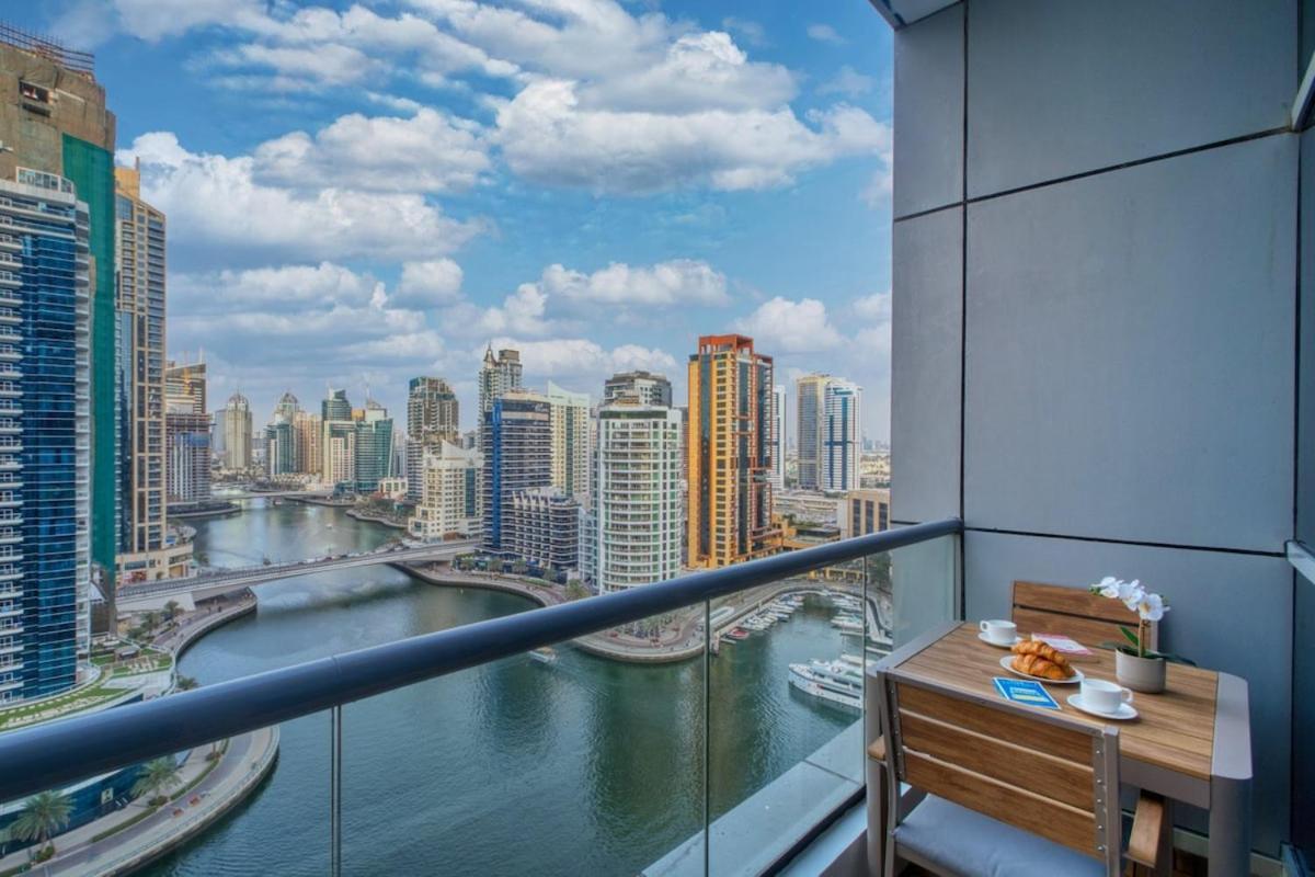 Appartement Waterfront Marina Views Sleeps 4 Near & Mall Dubaï