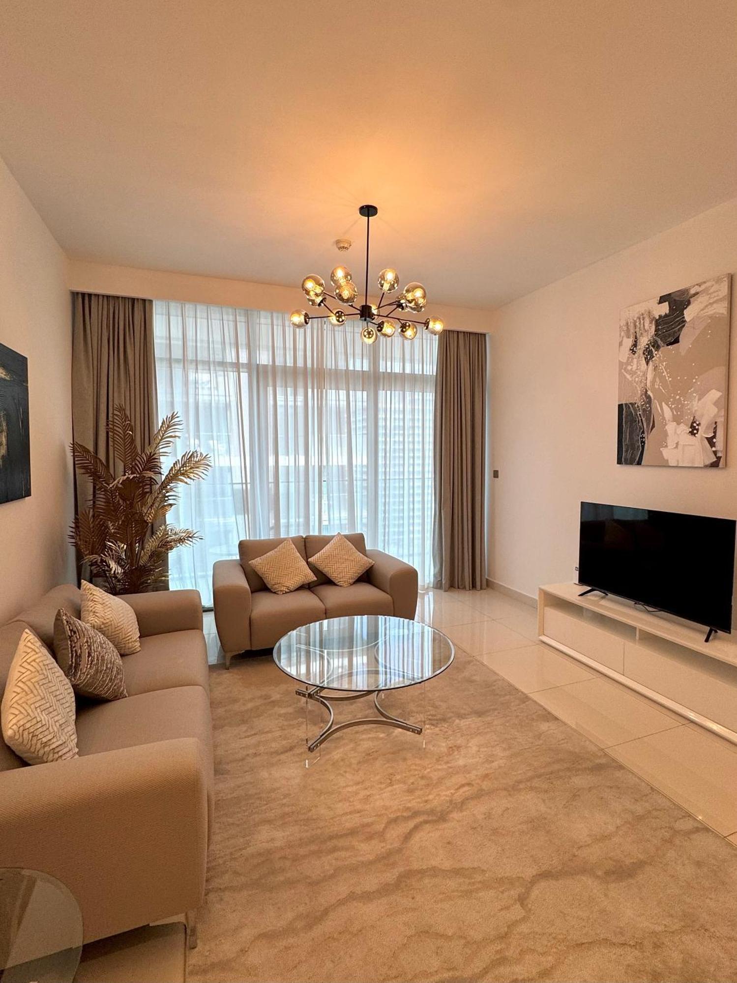 Appartement Luxury 2 Bedroom With Sea Views & Private Access