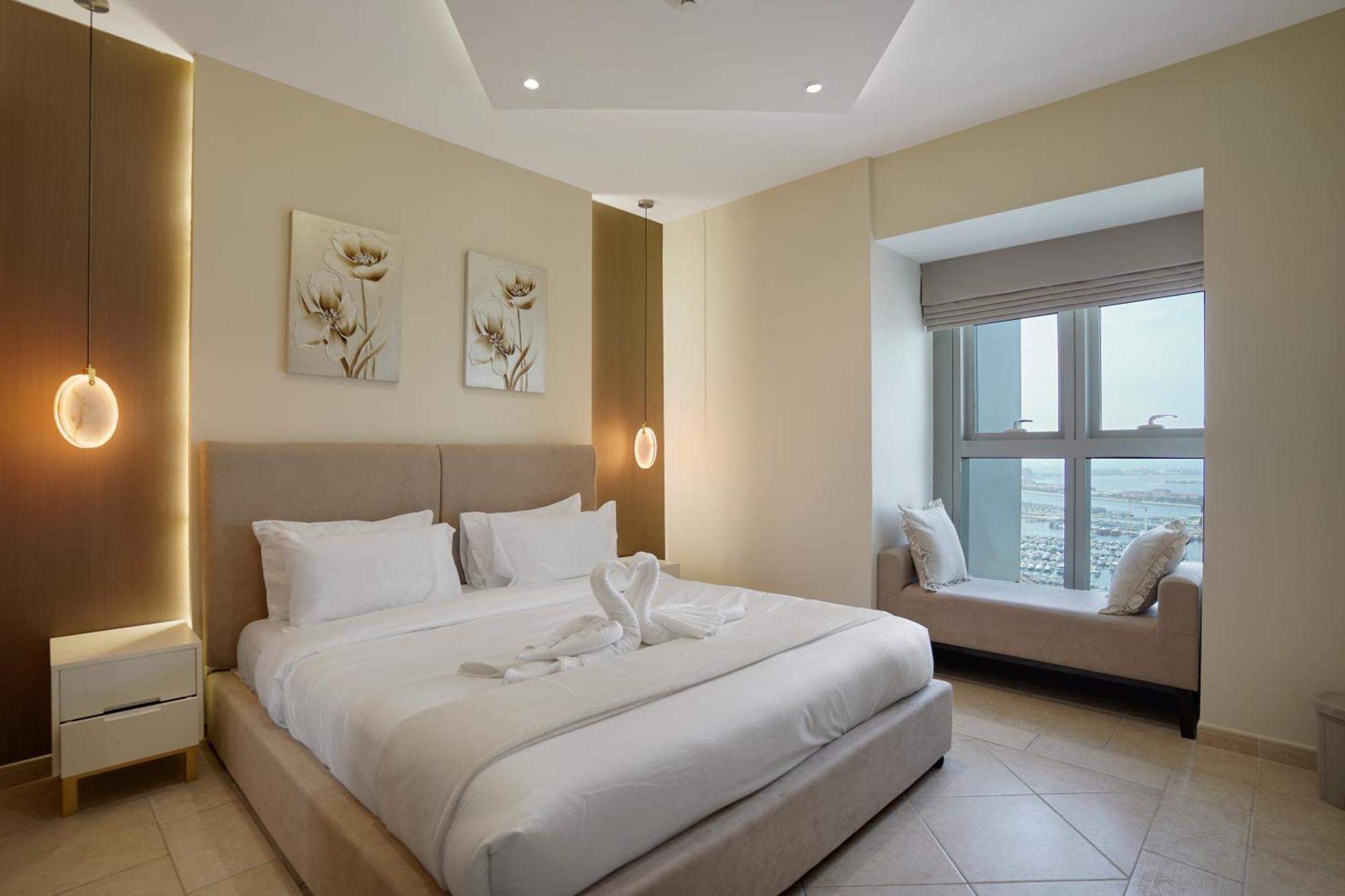 28- Affortable Cozy Living, Work Friendly, Longer Stays Next To Tram Apartment Dubai