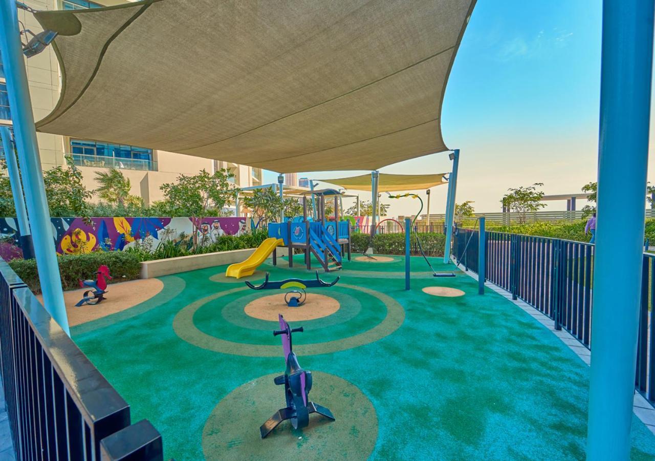 Stylish 2Br Suite In Aykon City With Pool & Gym Access Appartement