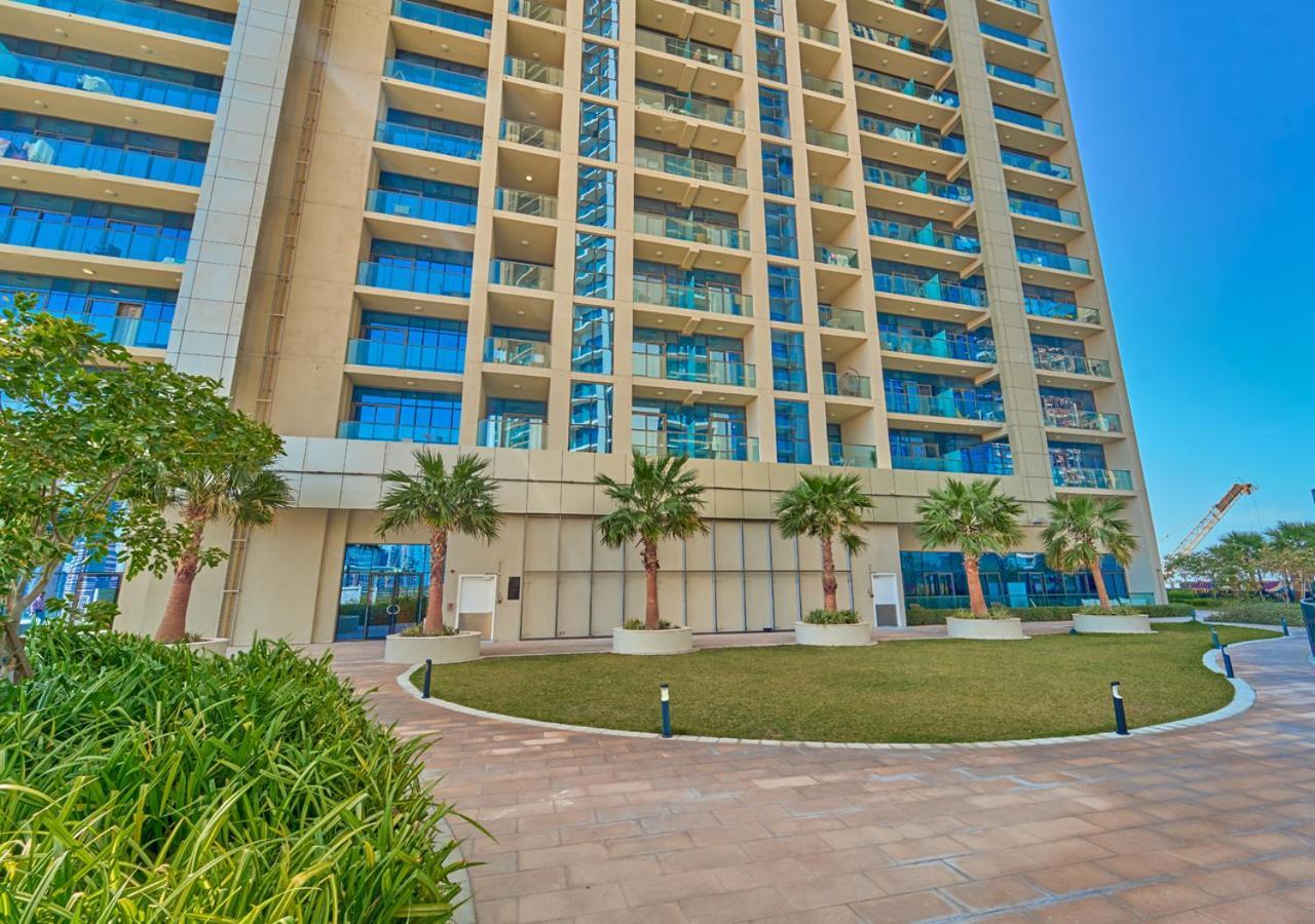 Stylish 2Br Suite In Aykon City With Pool & Gym Access * Dubaï