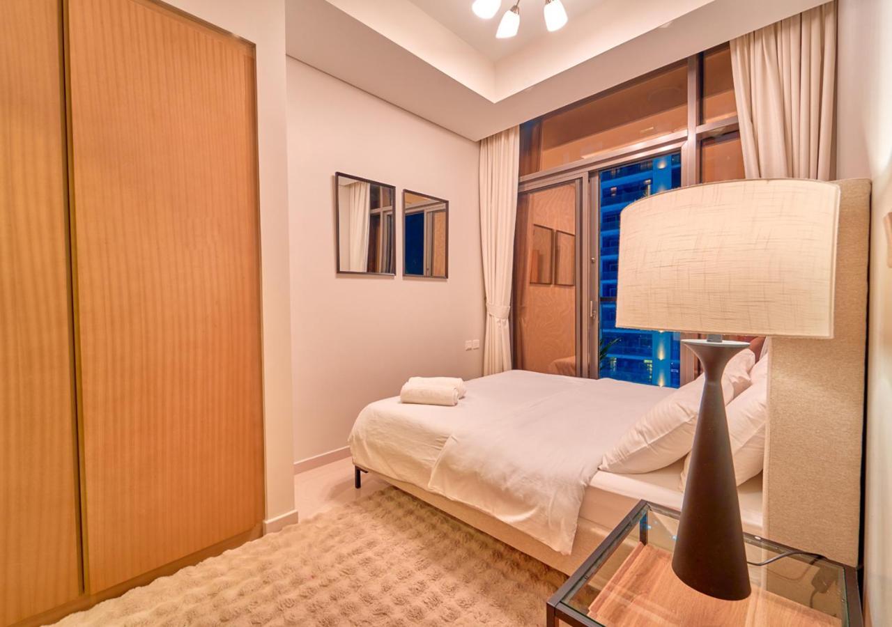 Stylish 2Br Suite In Aykon City With Pool & Gym Access * Dubaï
