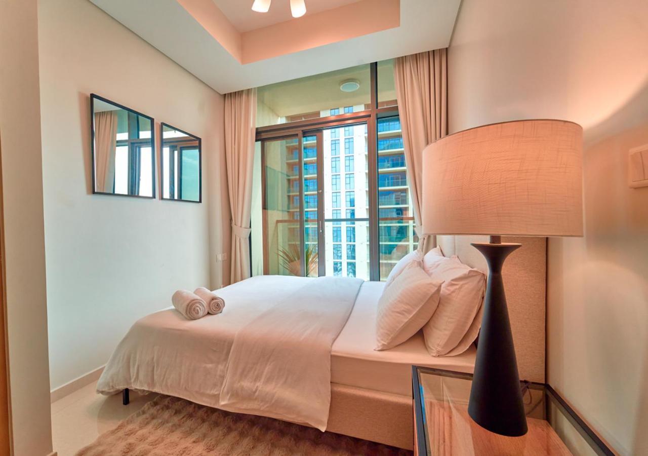 Stylish 2Br Suite In Aykon City With Pool & Gym Access Appartement