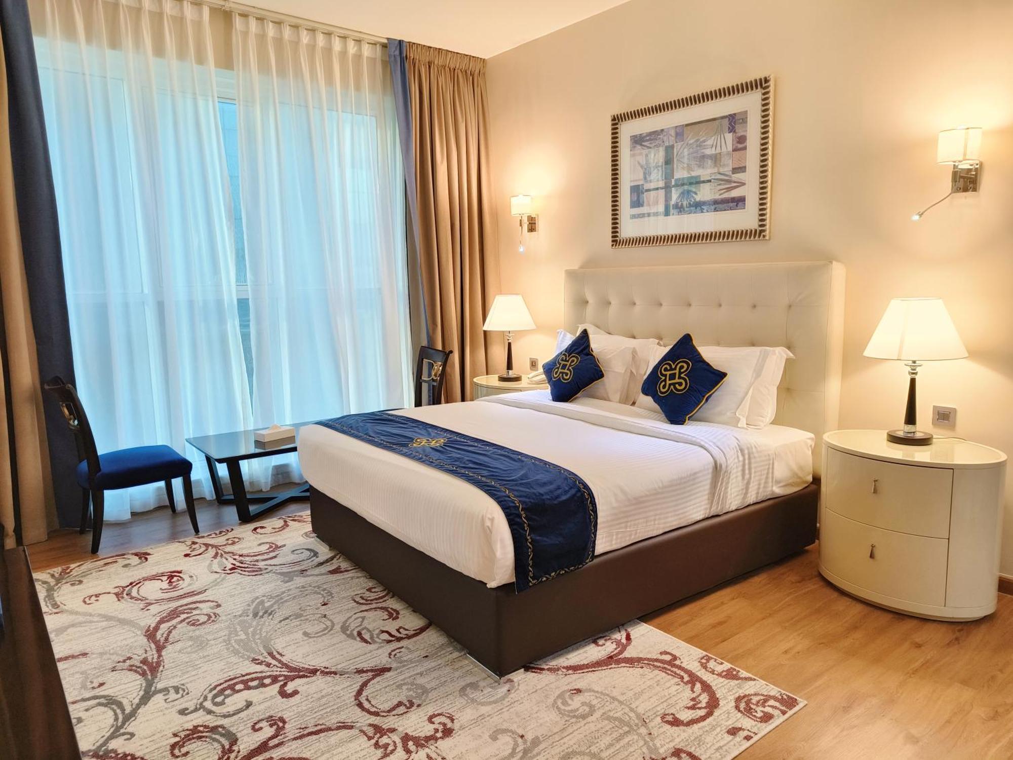 Hotel Seven Seas 4*