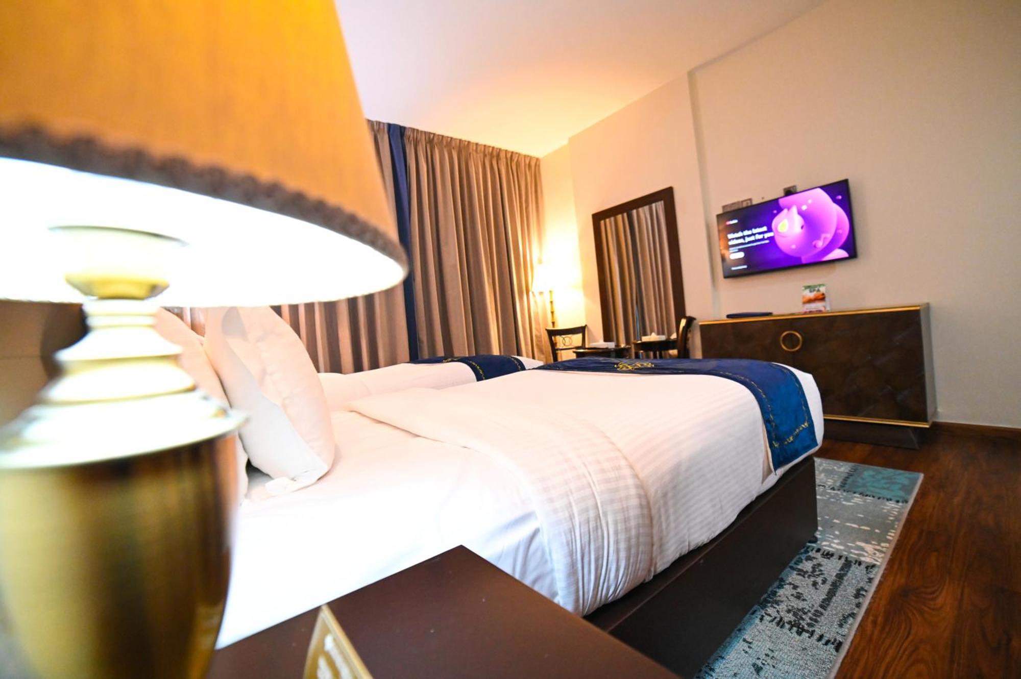 Seven Seas Dubai