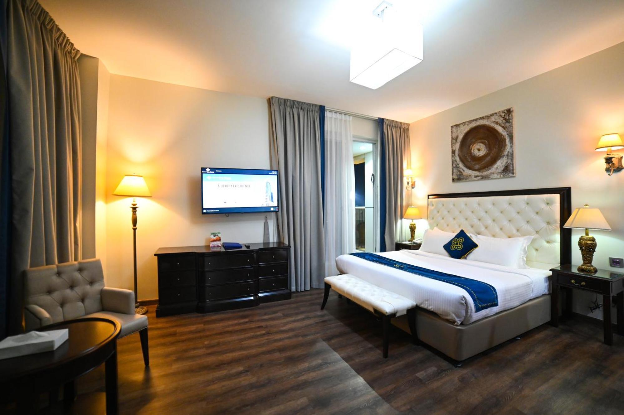 Seven Seas Hotel 4*