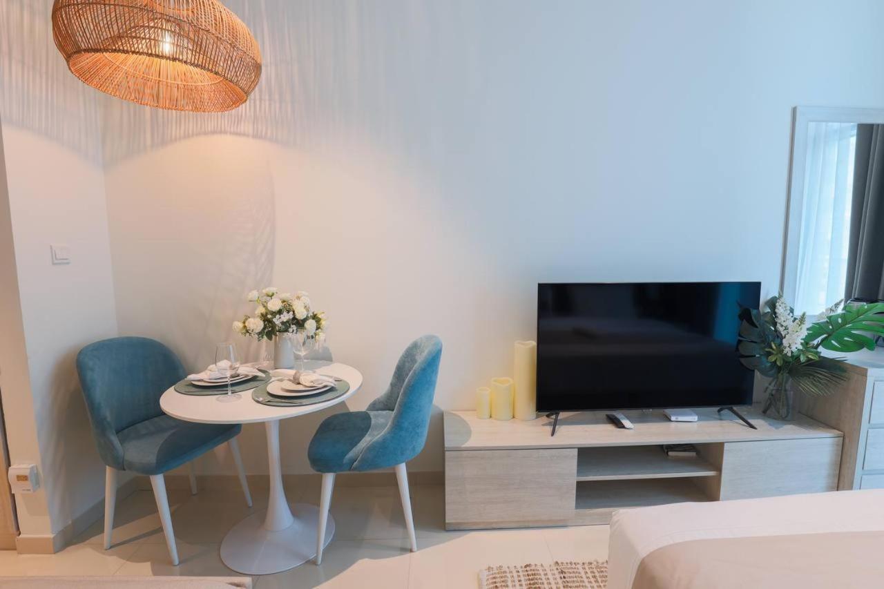 Fantastic At Palm Jumeirah Apartment Dubai