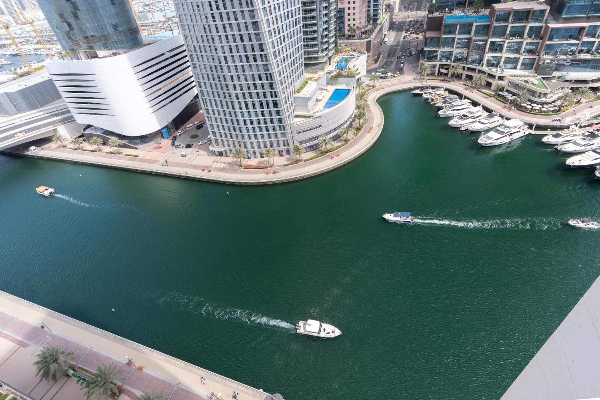 Lägenhet Vacay Lettings - 2bhk With Marina View Dubai