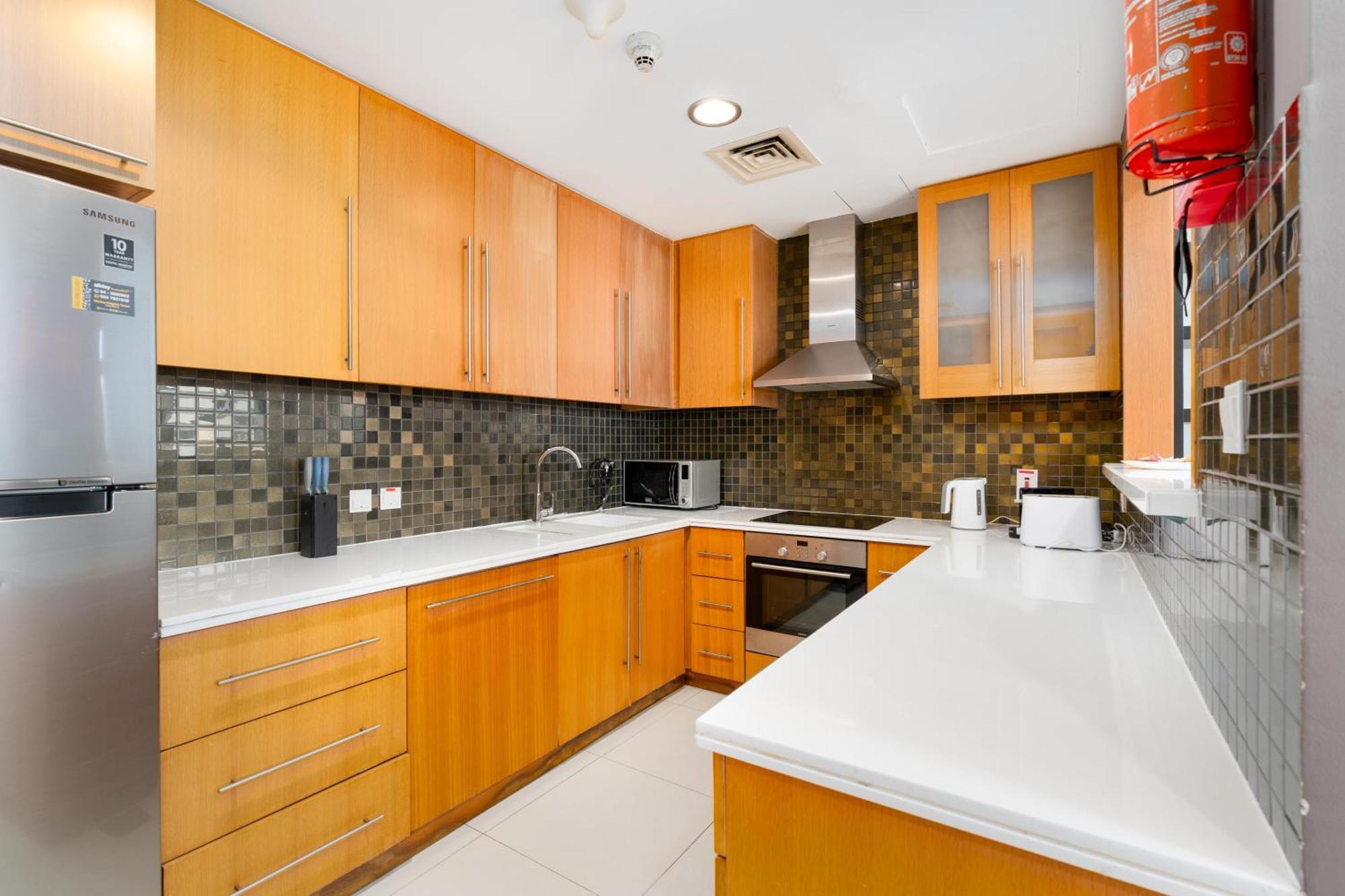Vacay Lettings - 2bhk With Marina View Lägenhet *