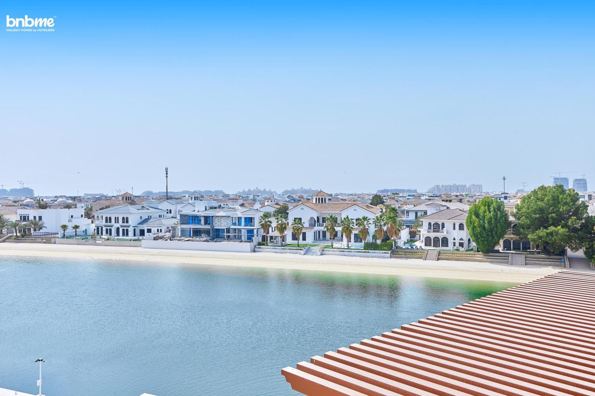 Bnbmehomes - Palm Views Lägenhet