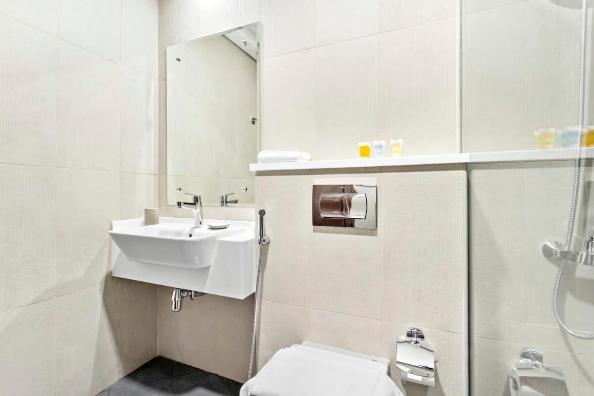 Appartement Silkhaus Furnished In Art Gardens With Pool Access *