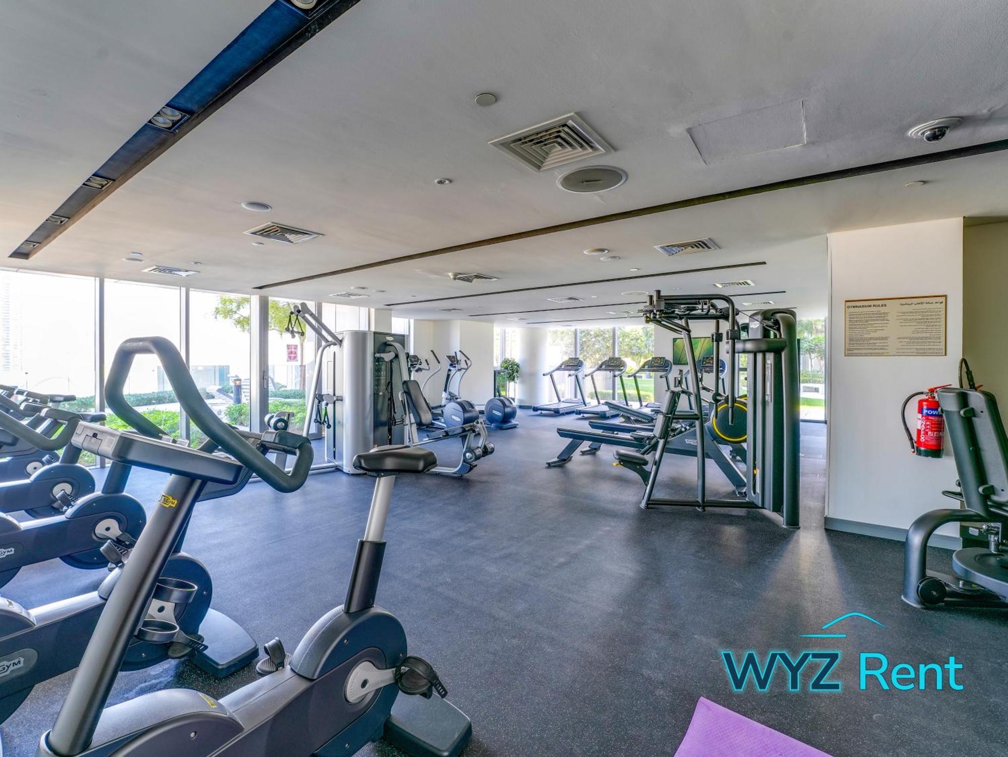 Spectacular 3 & Half Br In Downtown ,burj Khalifa View *
