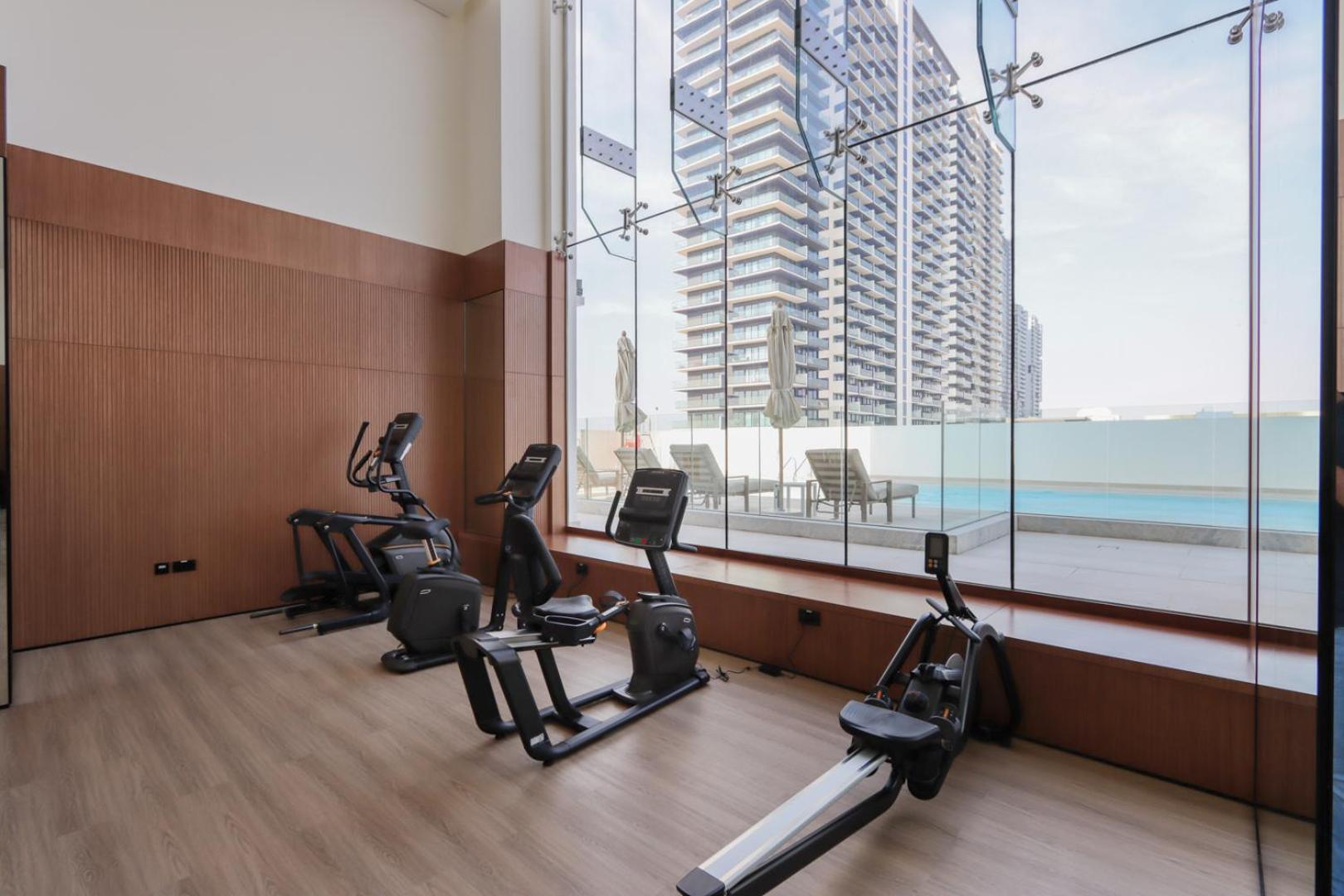 Livbnb-urban Getaway 1bhk With Jvc Skyline View Appartement