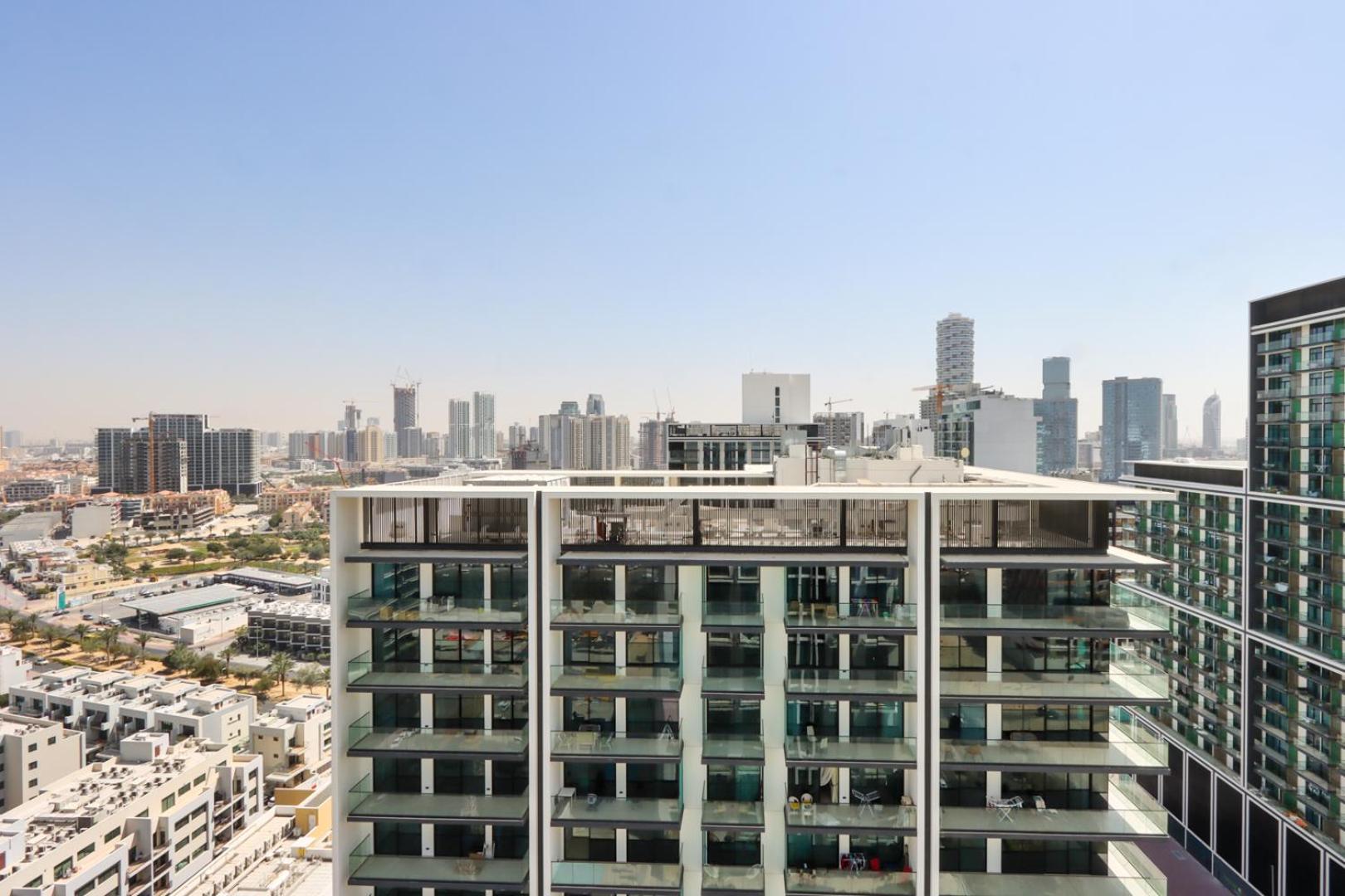 Livbnb-urban Getaway 1bhk With Jvc Skyline View Appartement