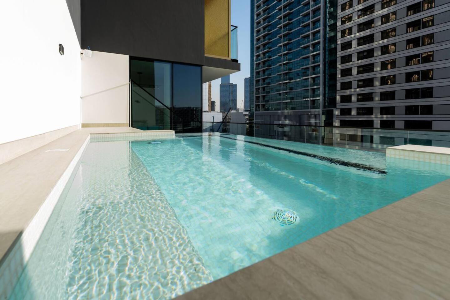 Brand New Cozy 2br In Jvc With Balcony