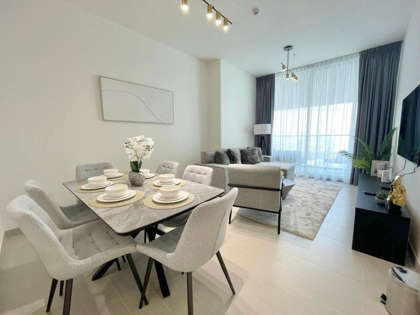 Brand New Cozy 2br In Jvc With Balcony * Dubaï