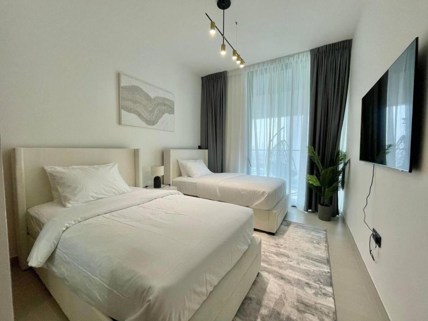 Brand New Cozy 2br In Jvc With Balcony *
