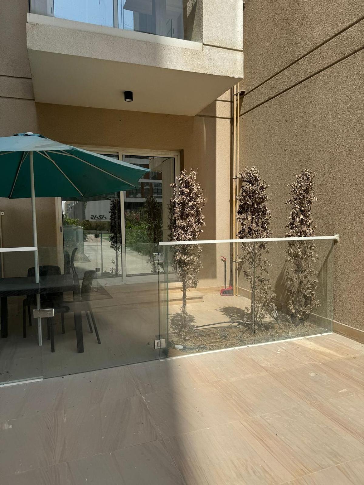 Fully Equipped Prime Location With Pool & Gym Appartement Dubaï