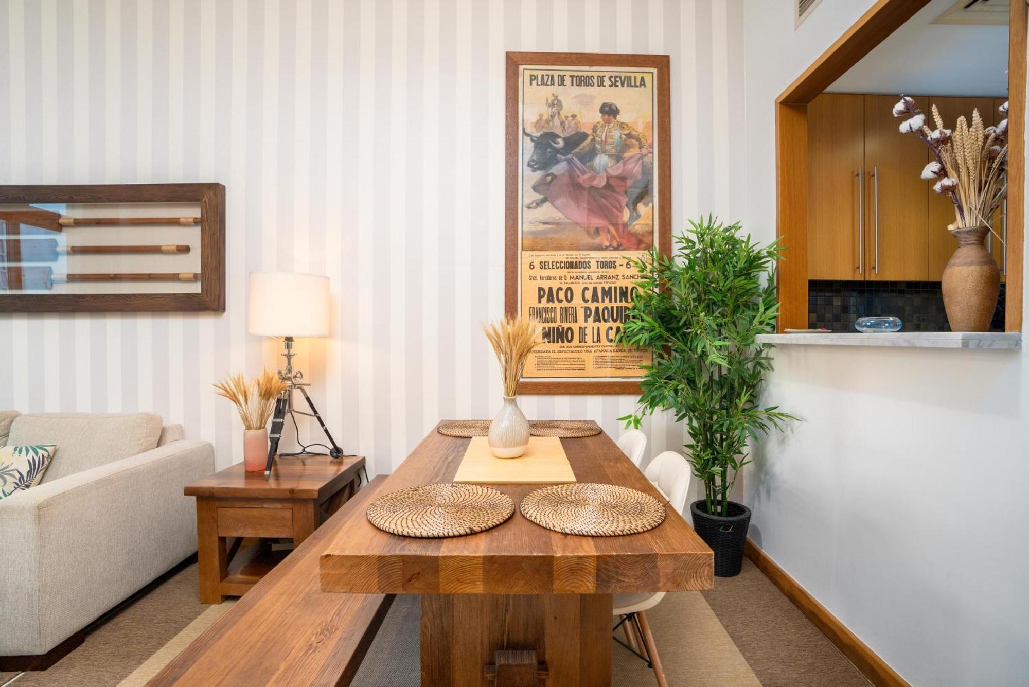 Vacay Lettings - Marina View - Iris Blue Marina