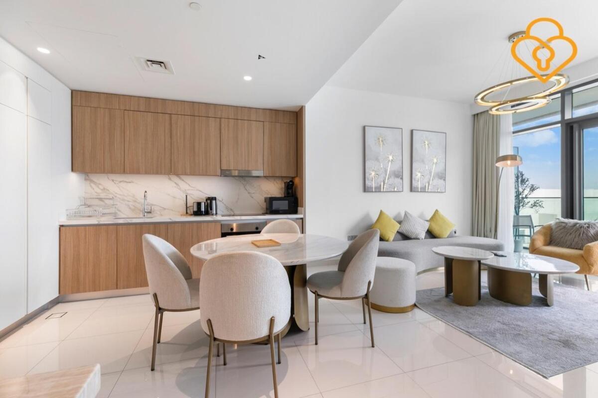 Keysplease 2 Bedroom Vista, Emaar Beachfront