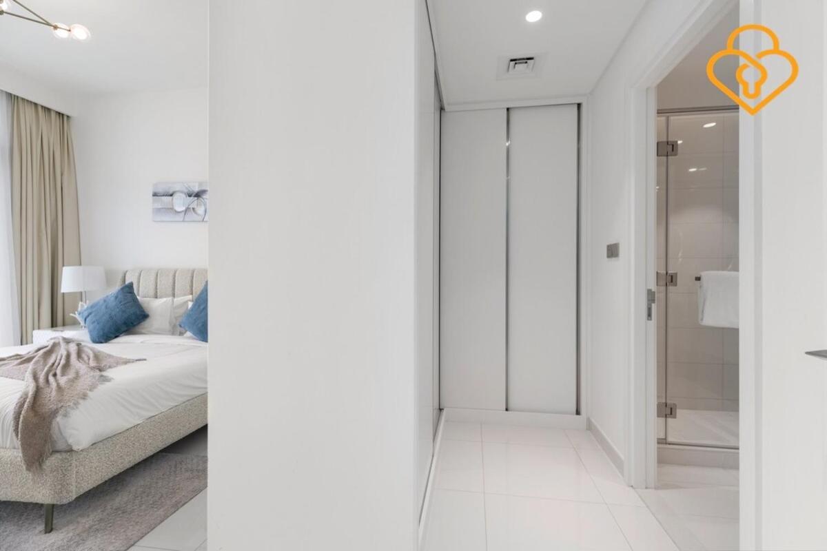 Keysplease 2 Bedroom Vista, Emaar Beachfront * Dubaï