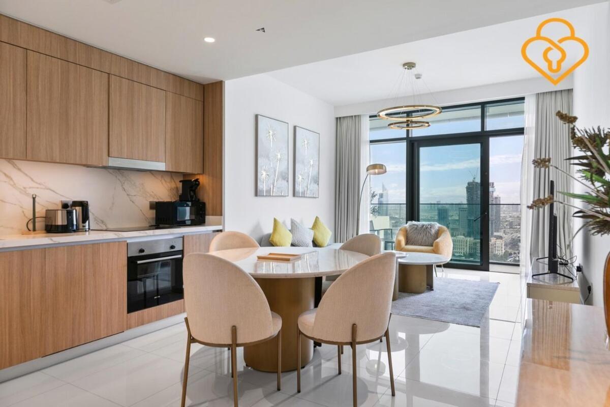 Keysplease 2 Bedroom Vista, Emaar Beachfront Appartement Dubaï