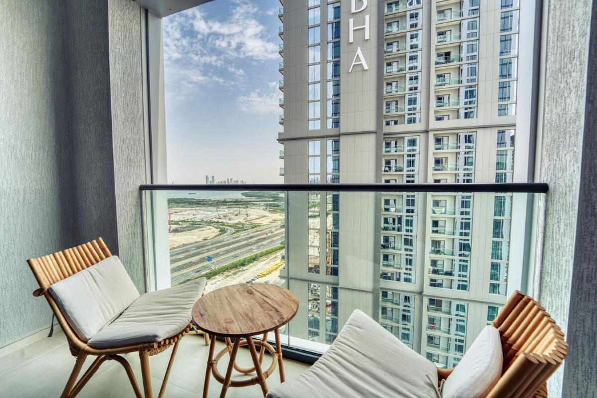 Appartamento Modern 1br Retreat Creek Vistas Dubai