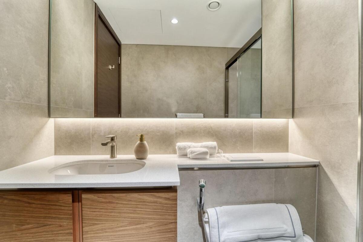 Modern 1br Retreat Creek Vistas Appartamento Dubai