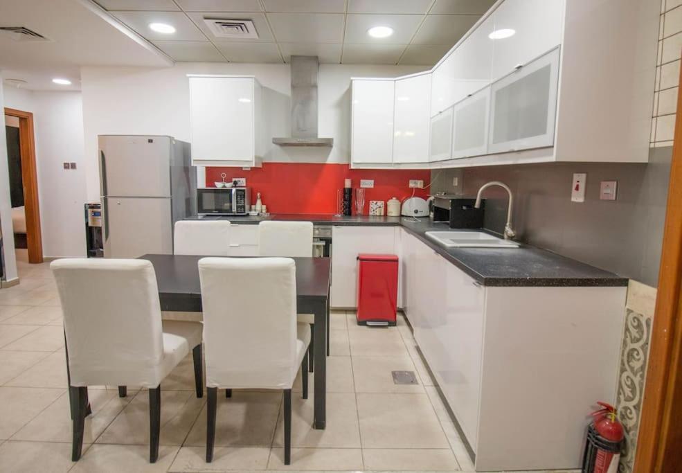 Ideal For Families -close To Amenities! Appartement