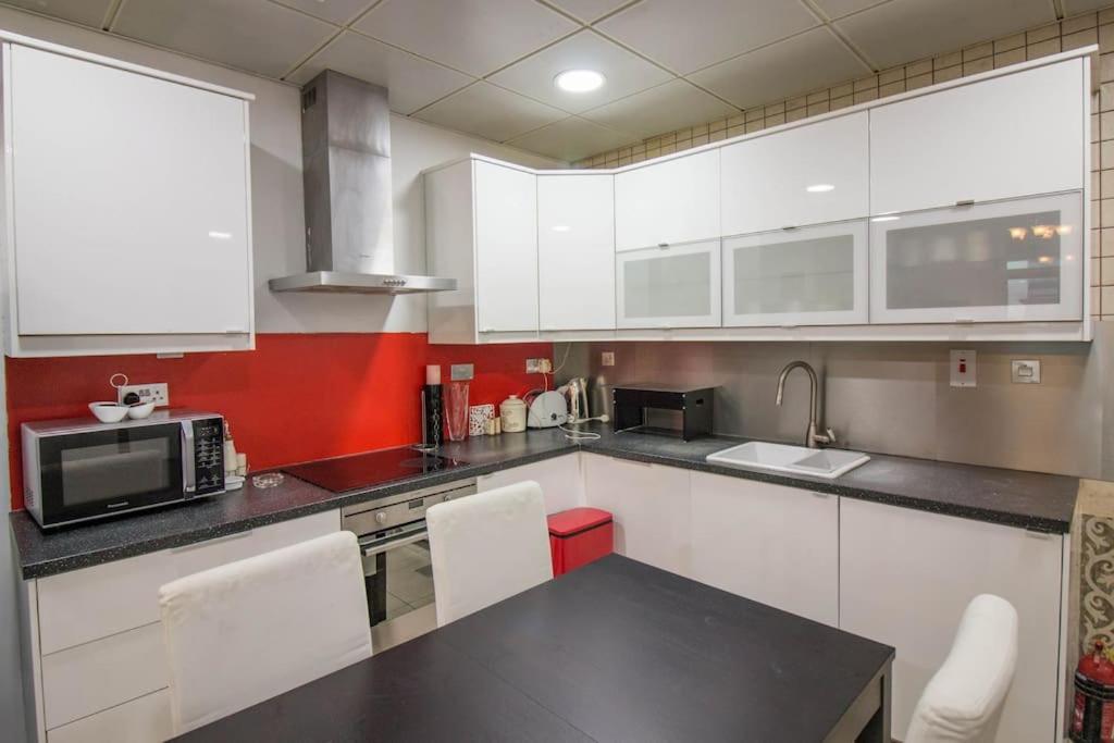 Appartement Ideal For Families -close To Amenities! Dubaï