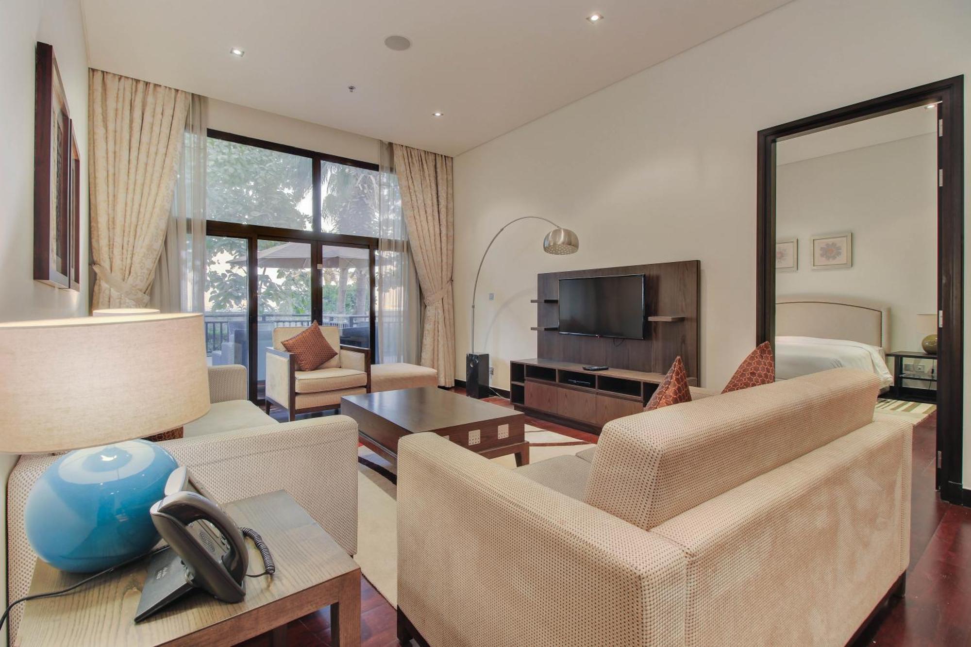 Luxe Getaways Royal Amwaj Palm Jumeirah Apartment