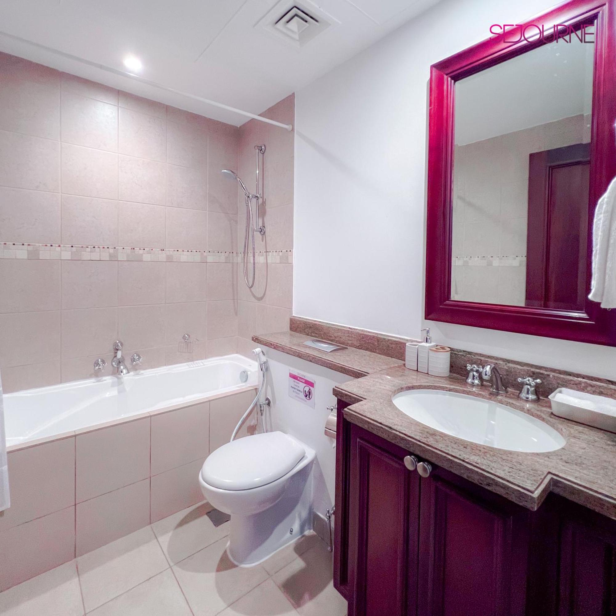 Apartment Mot45 2br Downtown W Full Burj Khalifa View