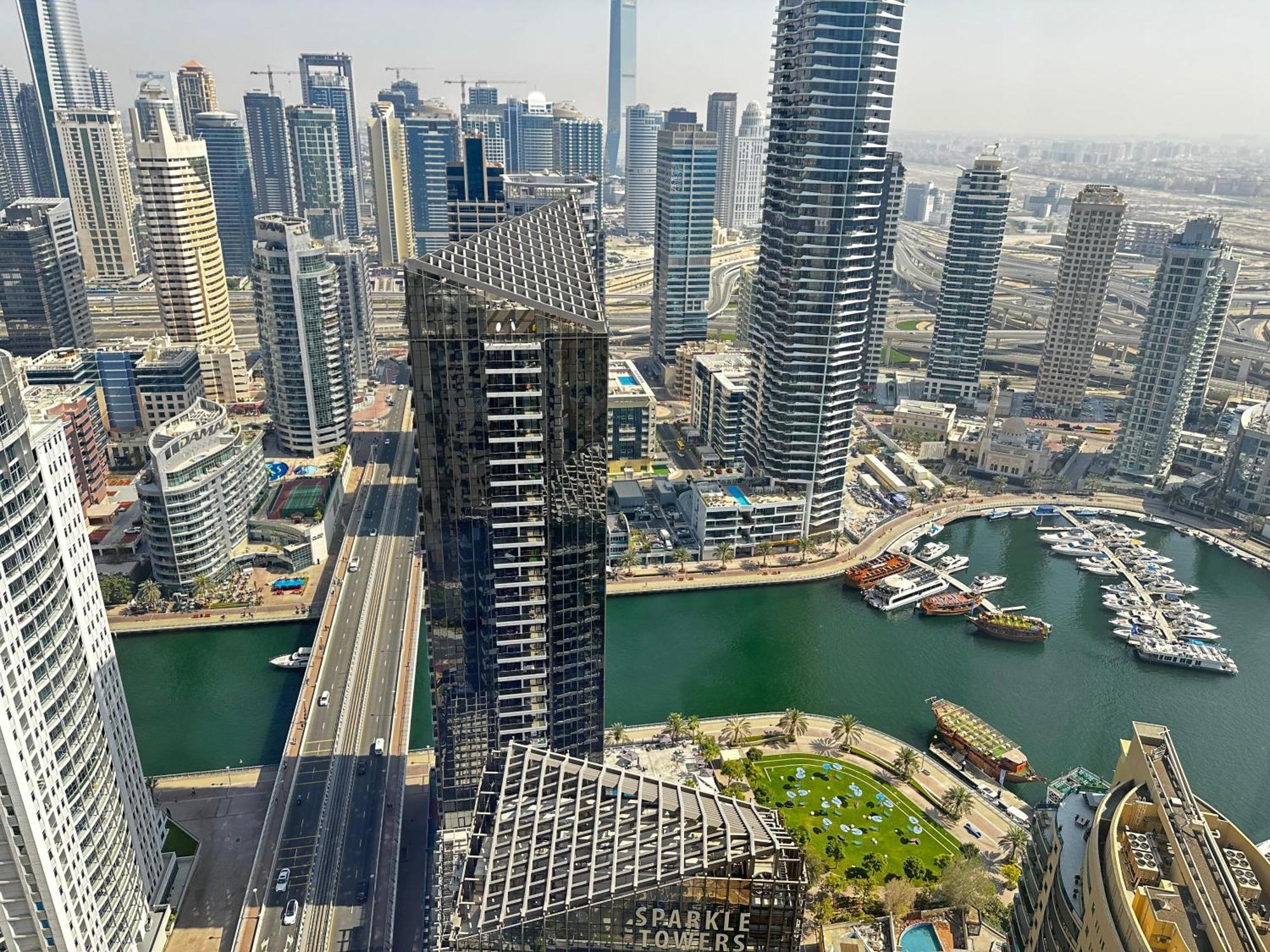 2br With Gorgeous Marina View On Jbr Near Mall, Metro & Eye- By Sunkissed Homes Appartamento *