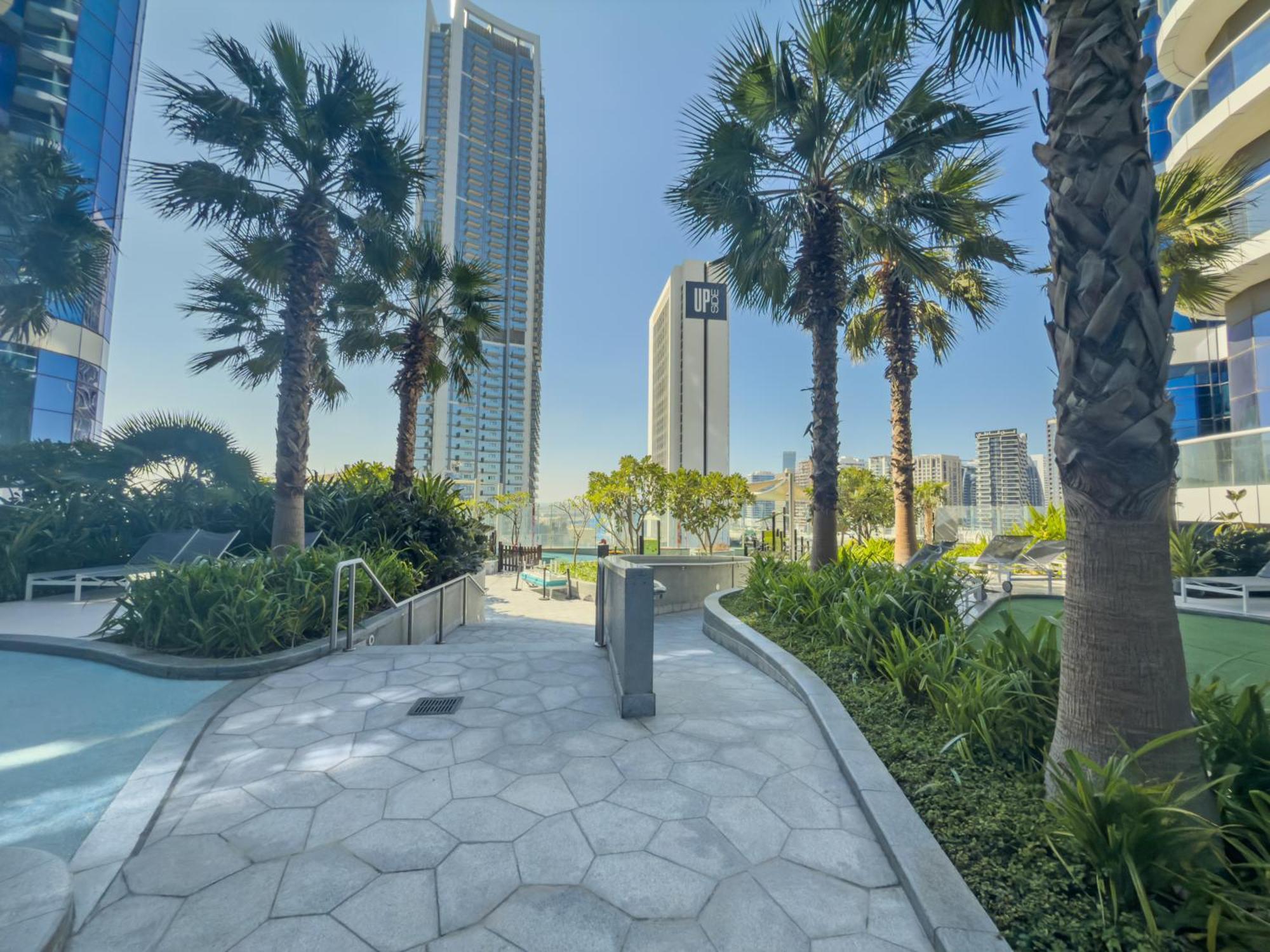 Damac 2br With Pool & Gym At Business Bay Dubaï