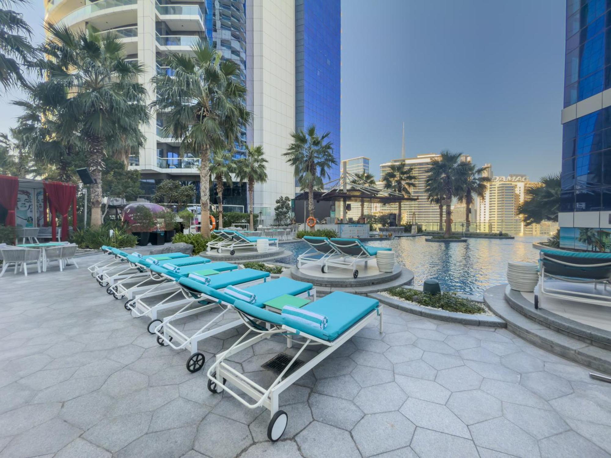 Appartement Damac 2br With Pool & Gym At Business Bay Dubaï