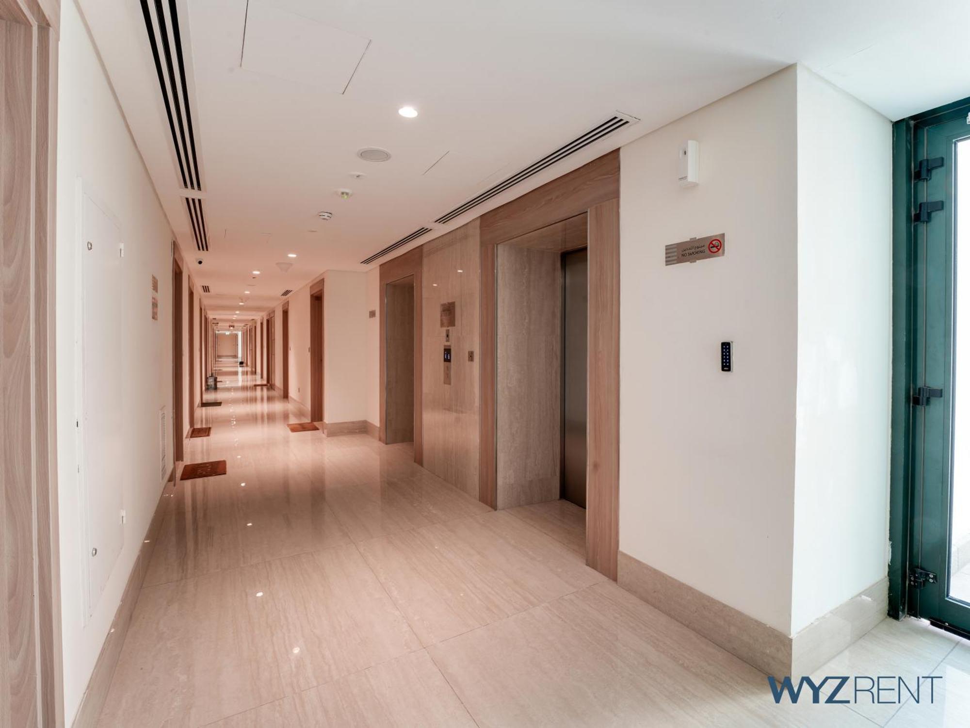 Amazing In Azizi Riviera 9,city & Pool View Appartement Dubaï