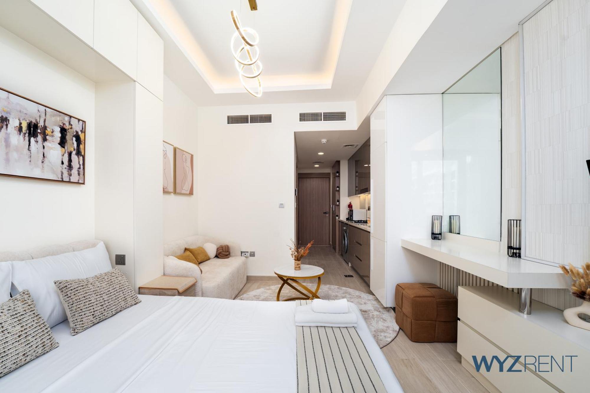Amazing In Azizi Riviera 9,city & Pool View Dubaï