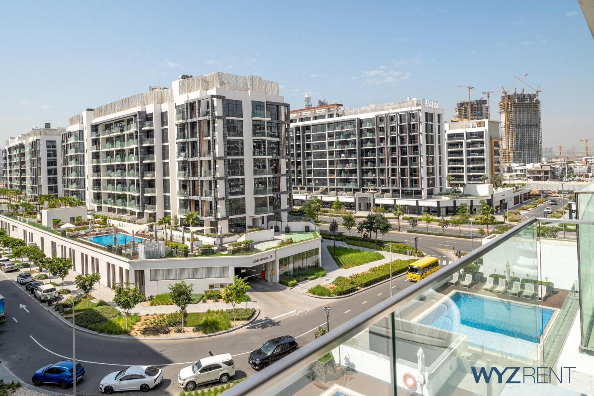 Appartement Amazing In Azizi Riviera 9,city & Pool View Dubaï