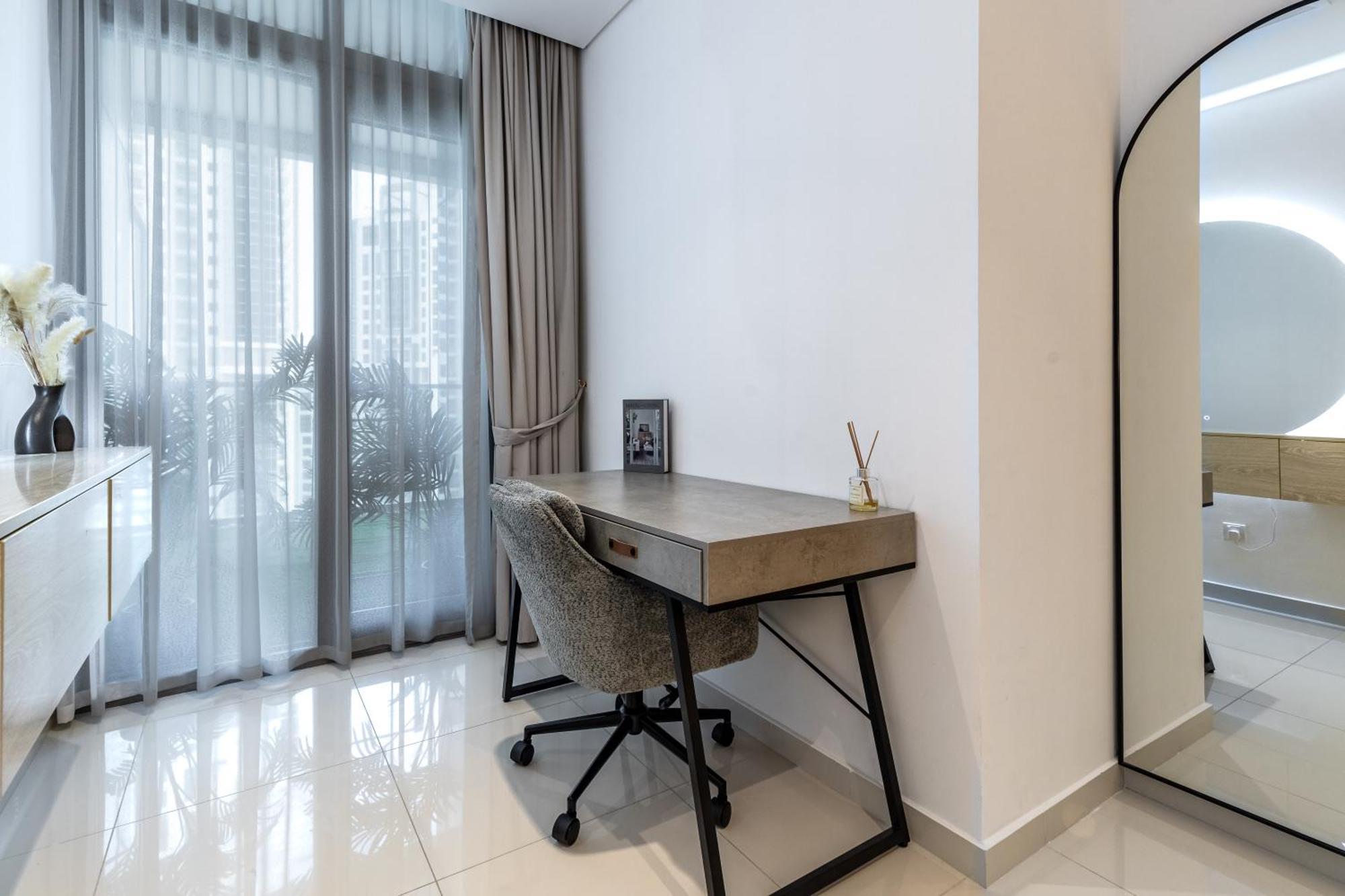 Elite Rooftop Pool And Burj Khalifa Panorama Balcony 2br In Paramount Midtown * Dubaï