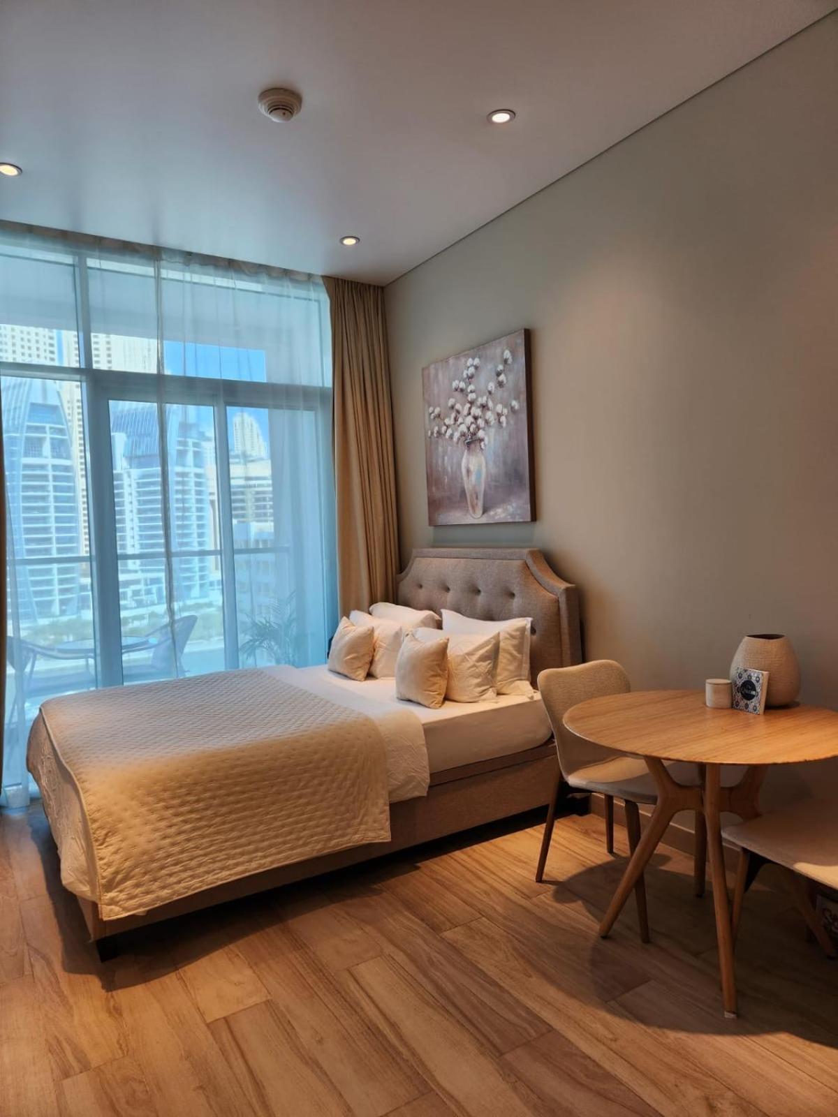 Stunning Marina View Luxury One Wisma tamu *